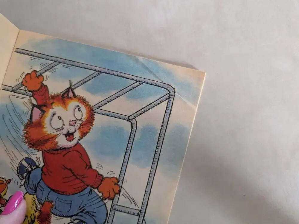 Whiskers Forgets Again by Martha P Howlett Weekly Reader 1983 Paperback Book